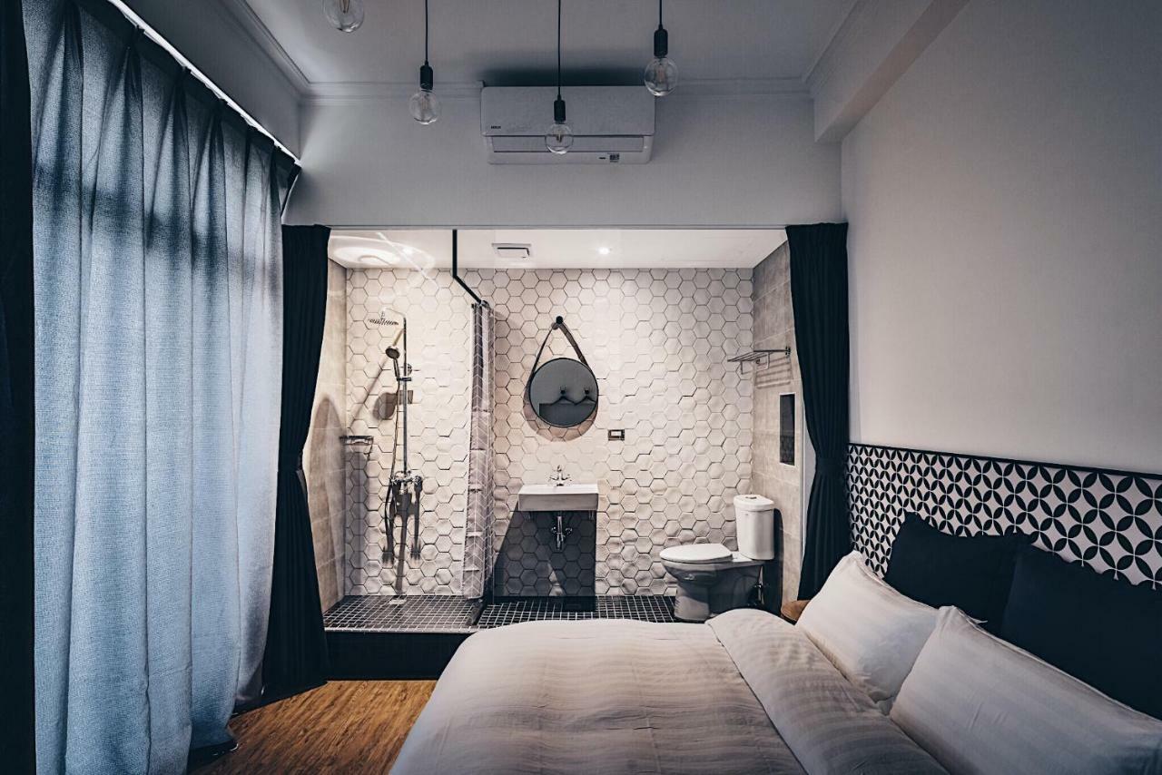 The Gatsby Apartment Tainan Exterior photo